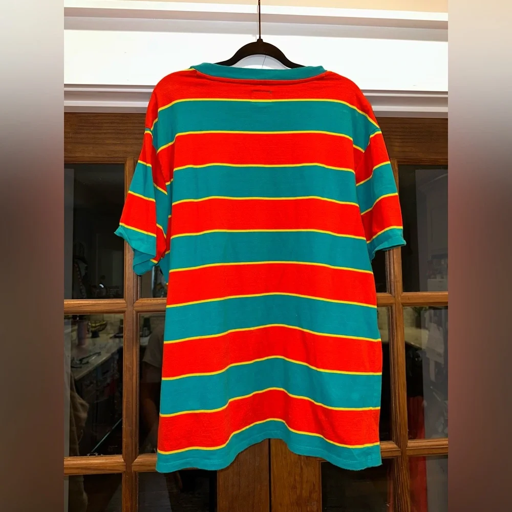 EUC Vintage Guess Size XL Men's Colorful Striped Tee in Red and Teal - Picture 8 of 11